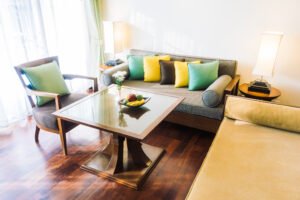 Explore flexible living in Westwood with our furnished apartments and adaptable lease options."